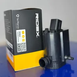 BOMBA DE AGUA PARABRISAS SCALA.