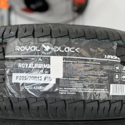 NEUMATICO #205/70 R 15