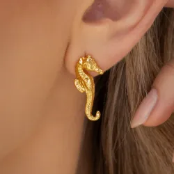 Aretes caballito de mar dorado