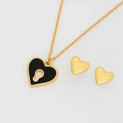 Collar Corazón Cerrojo Negro + Aretes