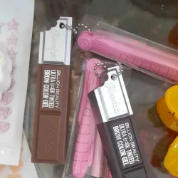 Gel de ceja con perfilador