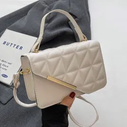 Cartera color blanco