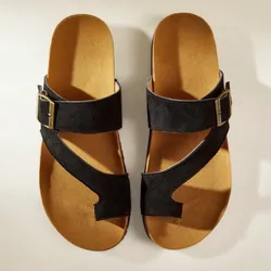 Chancletas negras tipo prácticas