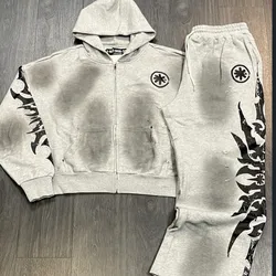 Conjunto de enguantada y pantalón deportivo