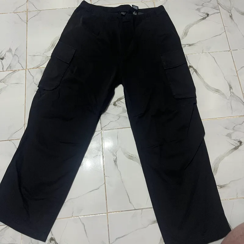 Pantalon de hombre 4 puertas talla L