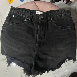 Short Zara talla L