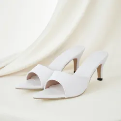 Tacones blancos