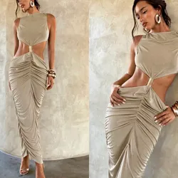 Vestido largo con adorno dorado color beich