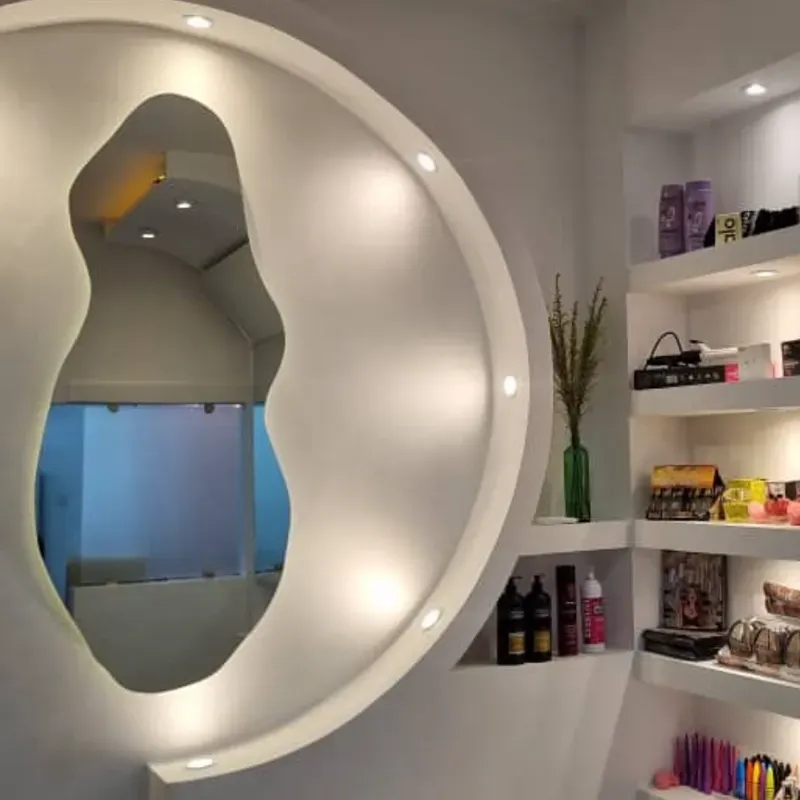 Scandal 1.50m x 56 cm