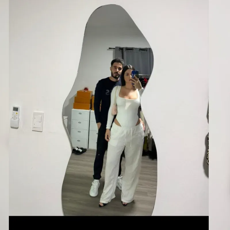 Scandal 1.50m x 56 cm