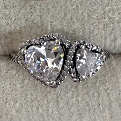 Anillo 2 corazones brillo