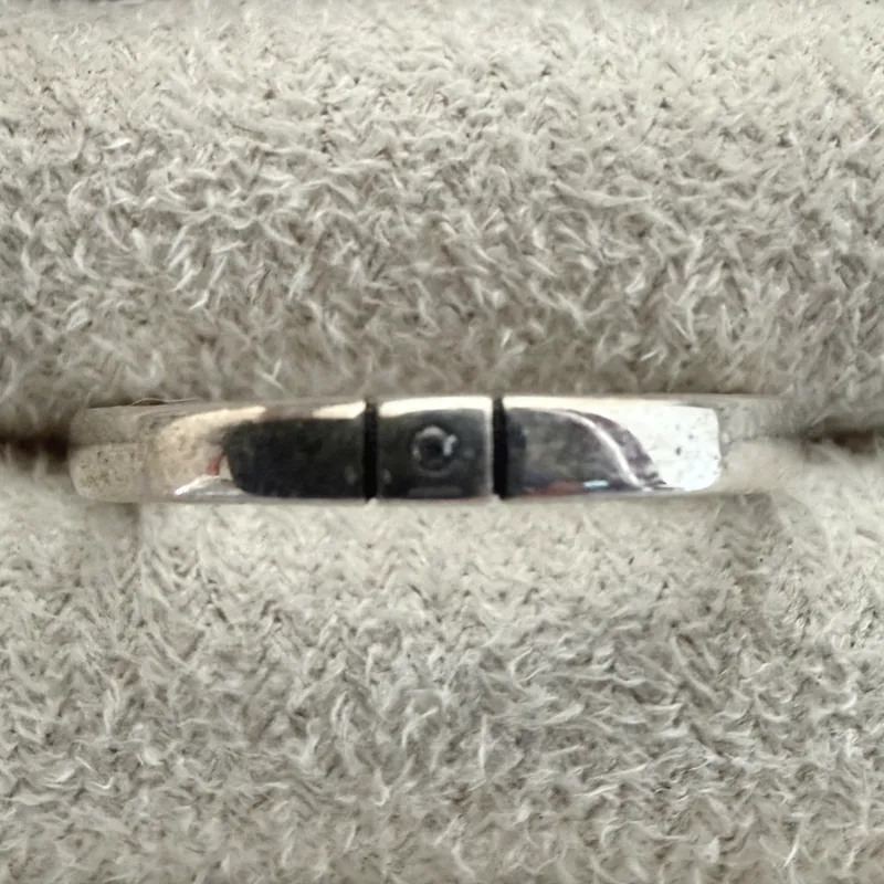 Anillo aro Pandora sencillo