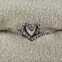 Anillo corazón entrelazado
