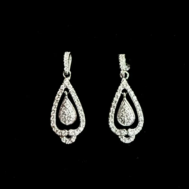 Aretes 366