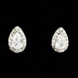 Aretes de Lágrimas pequeñas