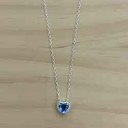 Cadena Corazón de Brillo Azul Claro