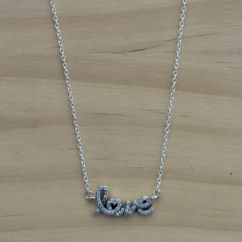 Cadena Love