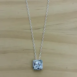Cadena Piedra Cuadrada Blanca