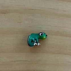 Charm camaleón de enredados