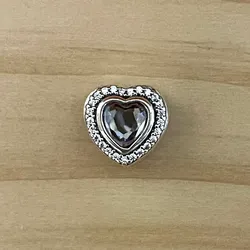 Charm Corazón Centro Blanco