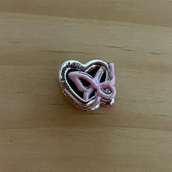 Charm corazón mariposa