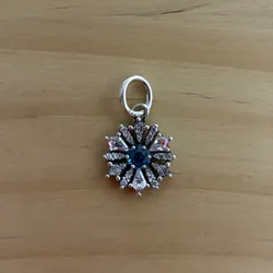 Charm de Copo de Elsa