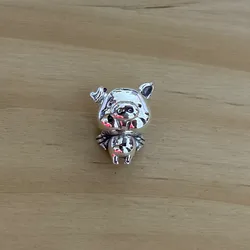 Charm de puerquito con alas