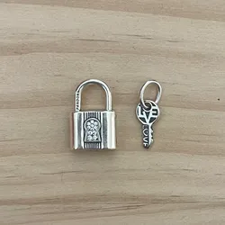 Charms de llave y candado