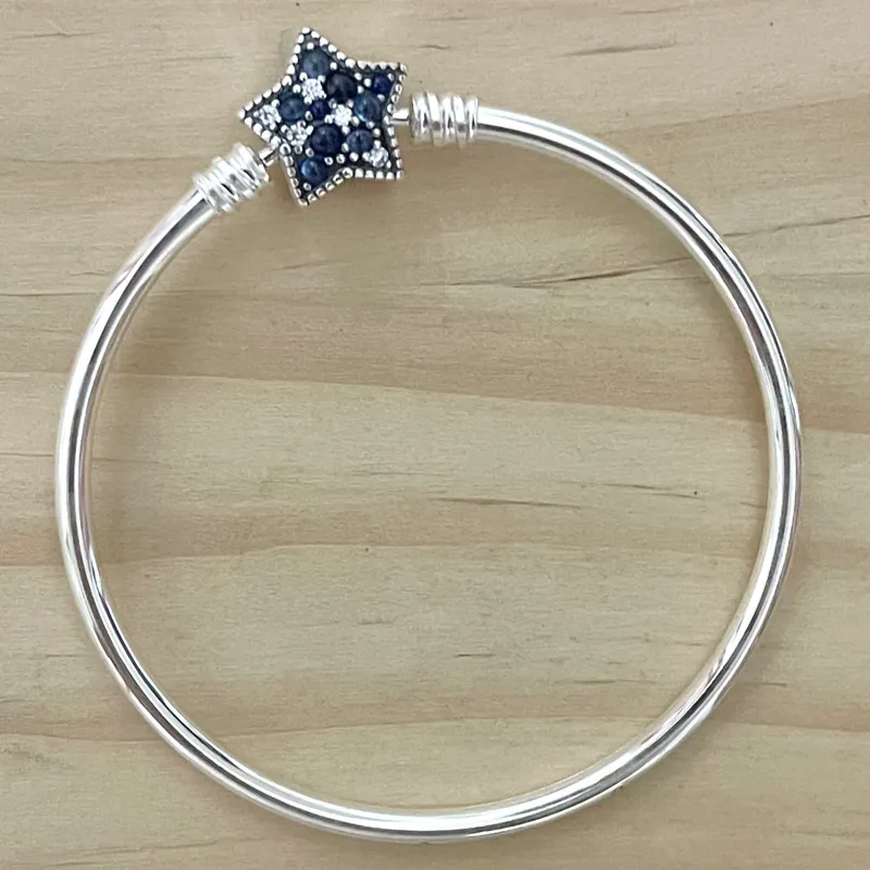 Pulsera Rígida Estrella