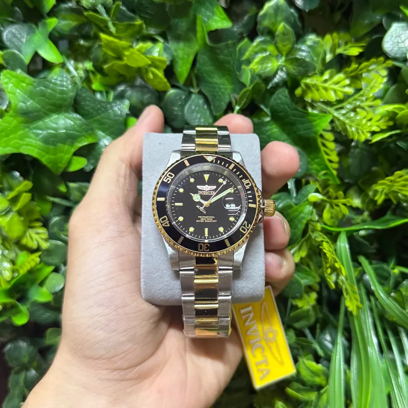 Reloj Invicta de cuarzo Pro Diver para hombre con correa de acero inoxidable