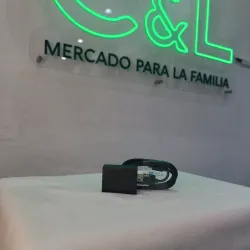 Cargador para móvil micro USB