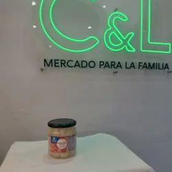 Cebollitas blancas encurtidas