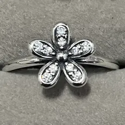 Anillo una margarita