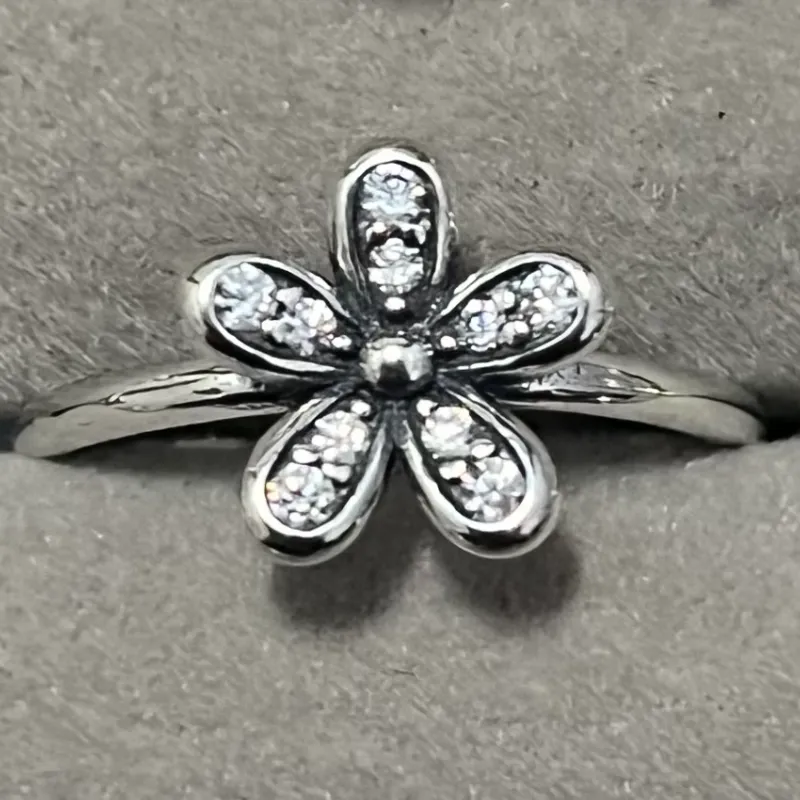 Anillo una margarita