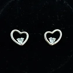 Aretes corazón con piedra