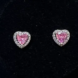 Aretes Corazón de piedra rosado