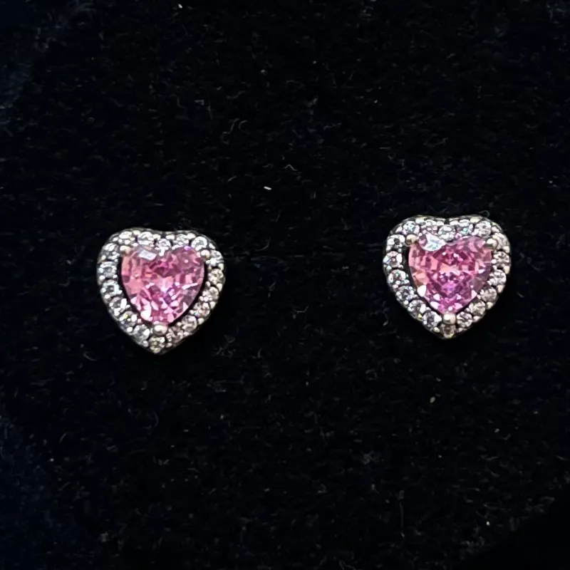 Aretes Corazón de piedra rosado