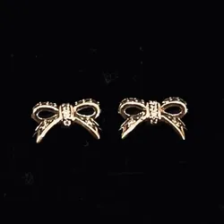 Aretes de lazo 