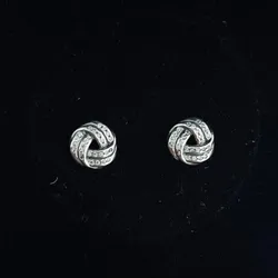 Aretes de nudo 