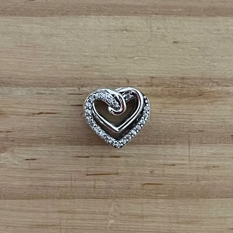 Charm Corazón Entrelazado Fijo