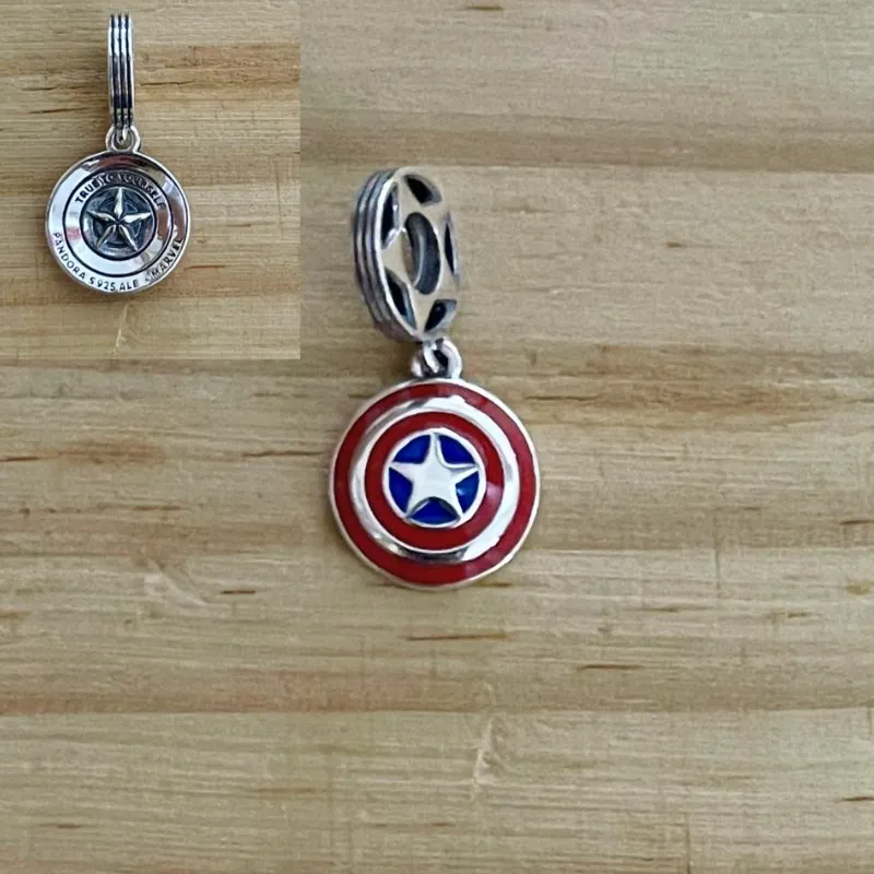 Charm Escudo Capitán América 