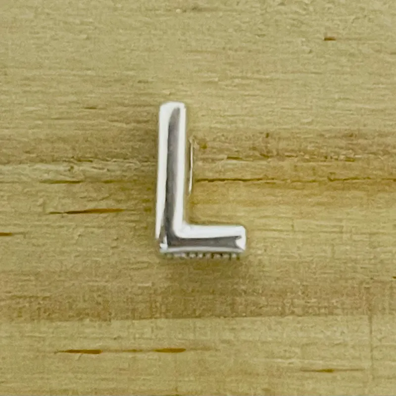 Charm Letra L