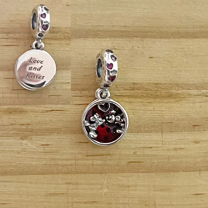 Charm Minnie & Mickey Fondo Rojo