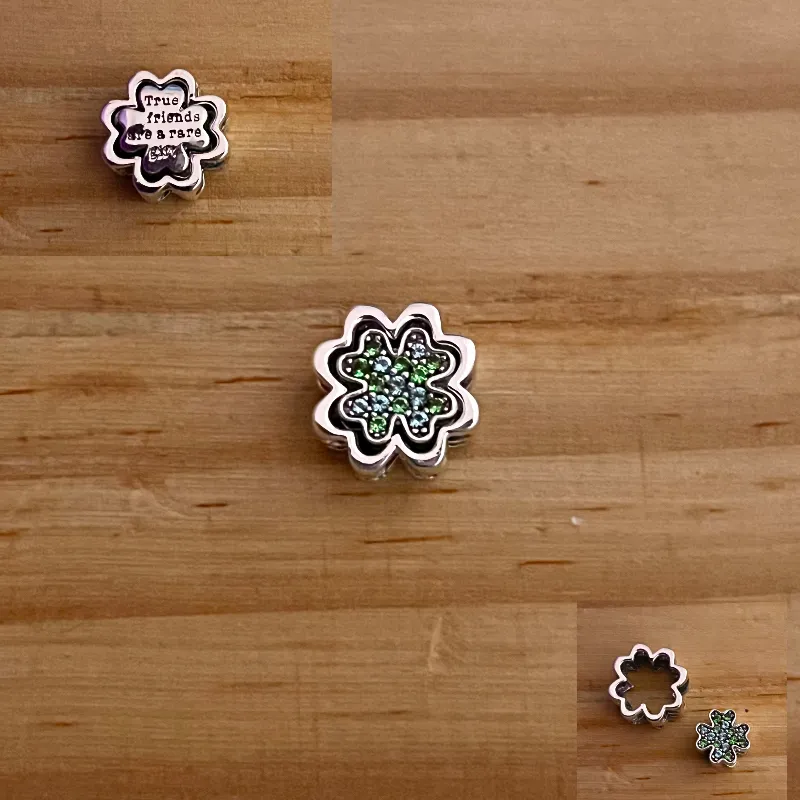 Charm trébol fijo 