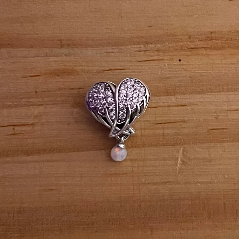Charms de Corazón con alas 