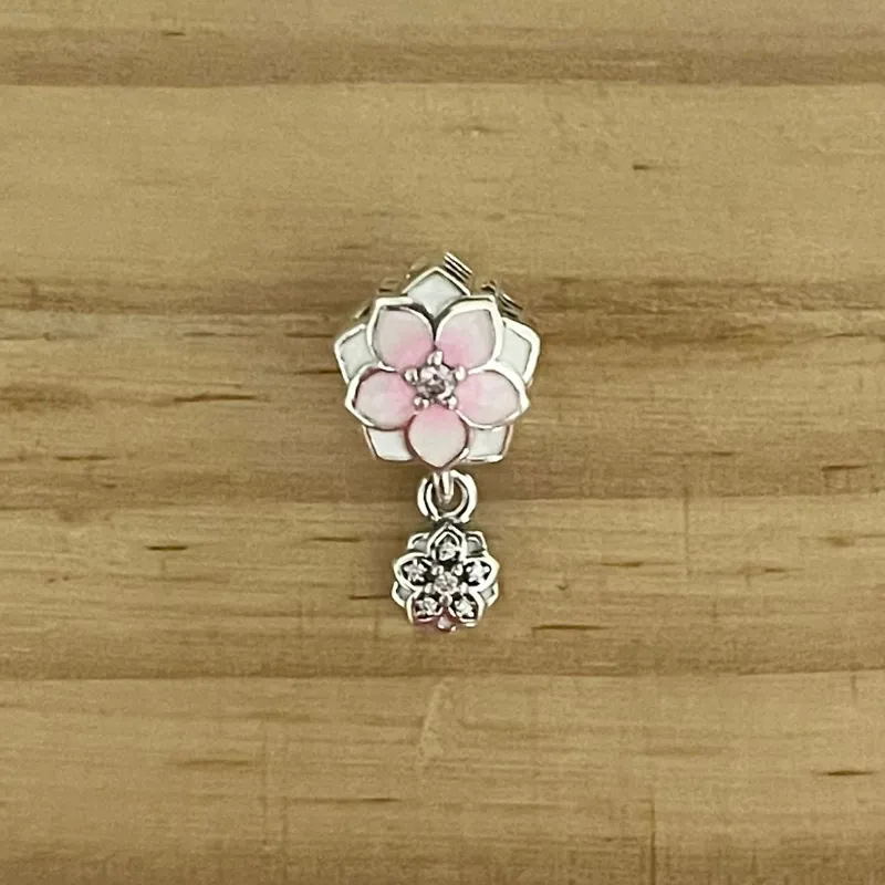 Charm Flor Rosada con Flor Colgante