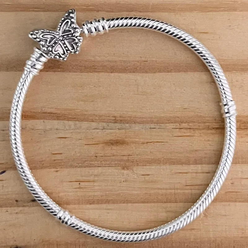 Pulsera flexible cierre mariposa