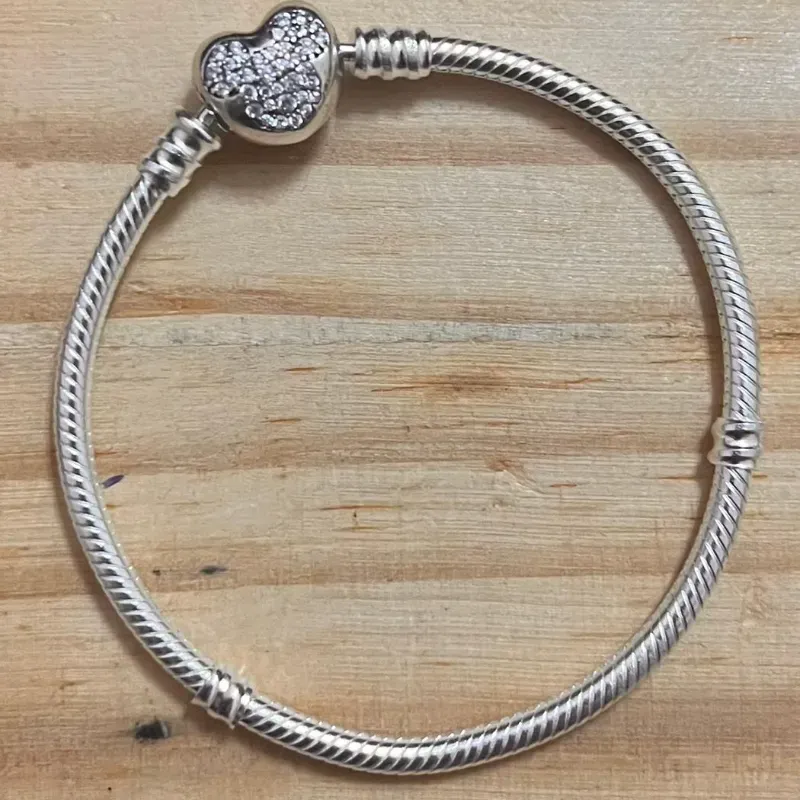 Pulsera flexible corazón Mickey 16