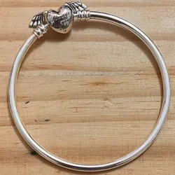 Pulsera Rígida corazón con alas 