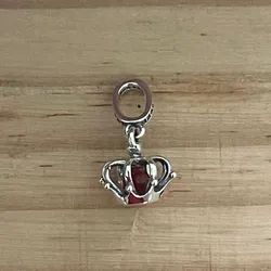 Charm Corona Colgante